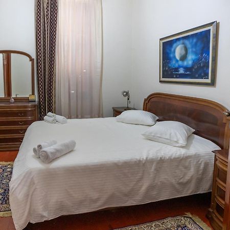 Era Of Elegance: 1928 Classic Dwelling Tripoli Buitenkant foto